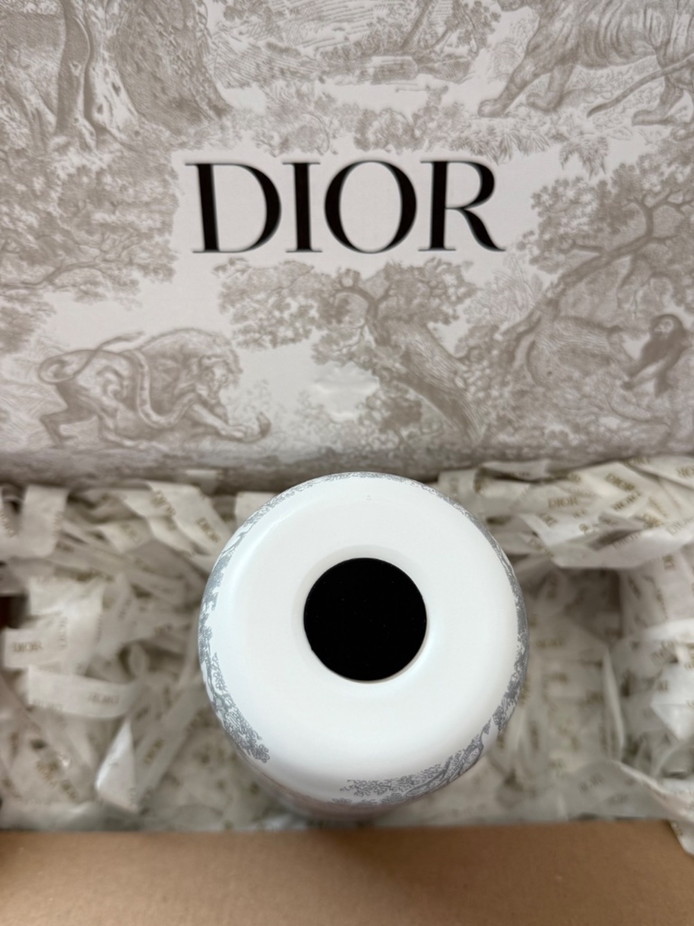 New Dior “Toile De Jouy” tumbler - Picture 6 of 8